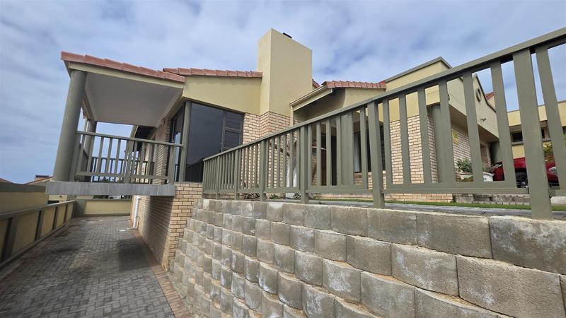 3 Bedroom Property for Sale in Seemeeu Park Western Cape